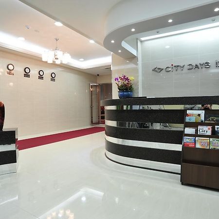 Global Inn Seoul Dongdaemun City Days Inn ภายนอก รูปภาพ