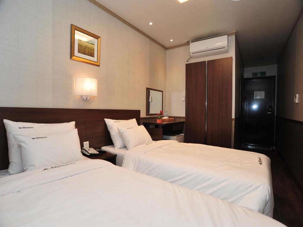 Global Inn Seoul Dongdaemun City Days Inn ห้อง รูปภาพ