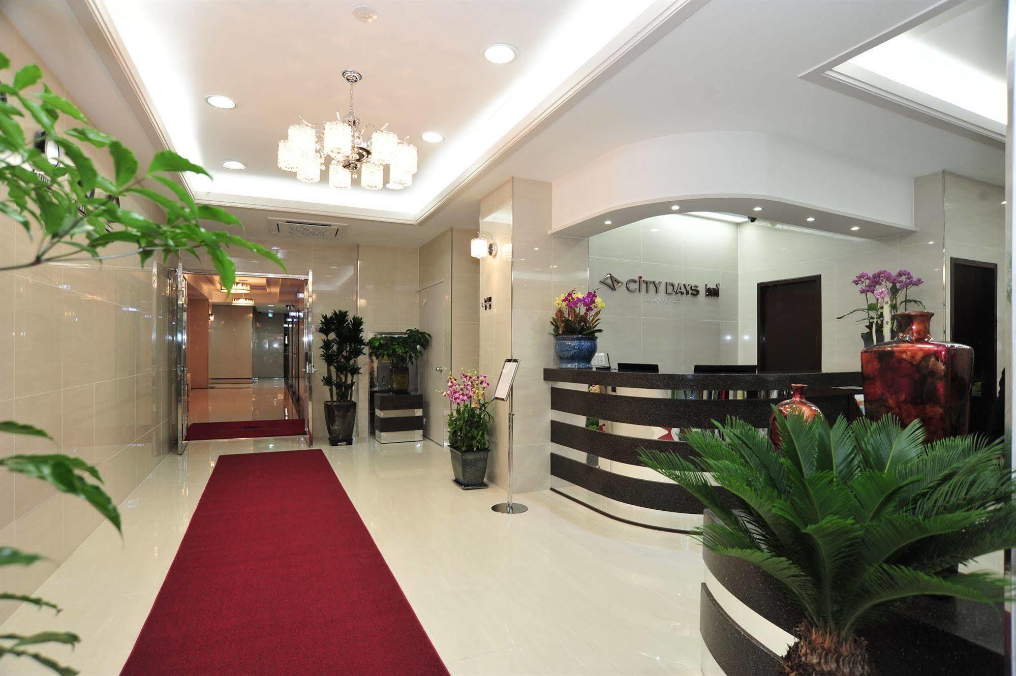 Global Inn Seoul Dongdaemun City Days Inn ภายนอก รูปภาพ